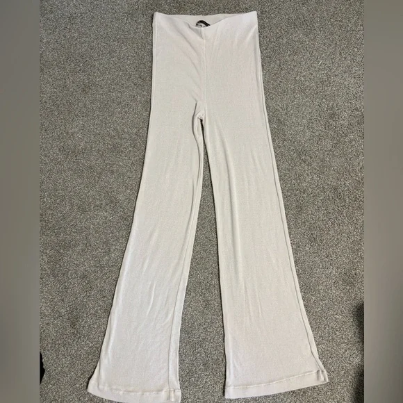 Zara Off-White Cream Long Knit Pull on Flared Pants Women’s Size Medium - Picture 2 of 8